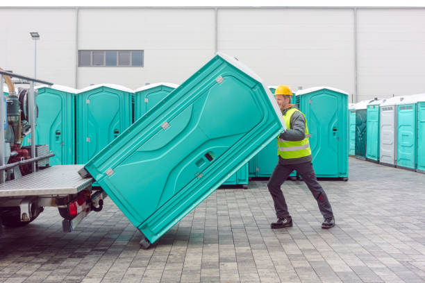 Best Deluxe Portable Toilet Rental  in Sugarcreek, PA